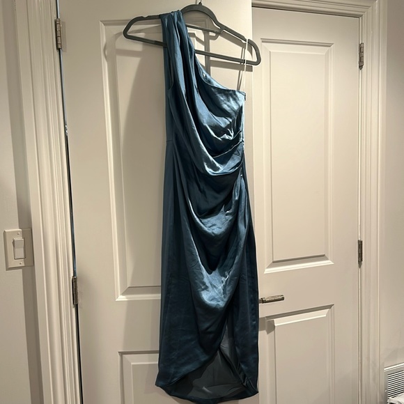 Beautiful one shoulder Cocktail dress